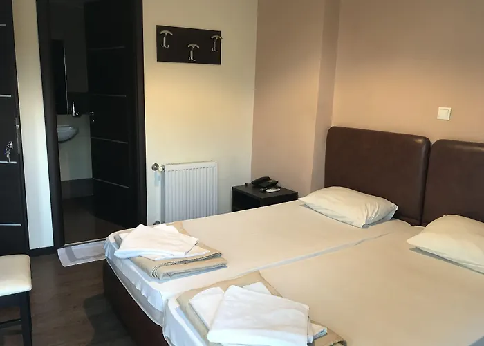 Pella Inn Hostel Atene